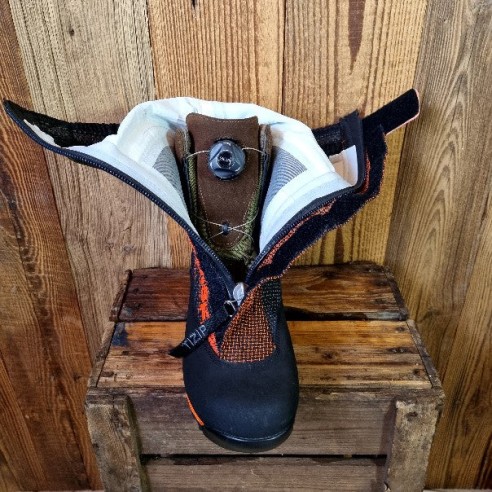 Crispi Highland Pro Black